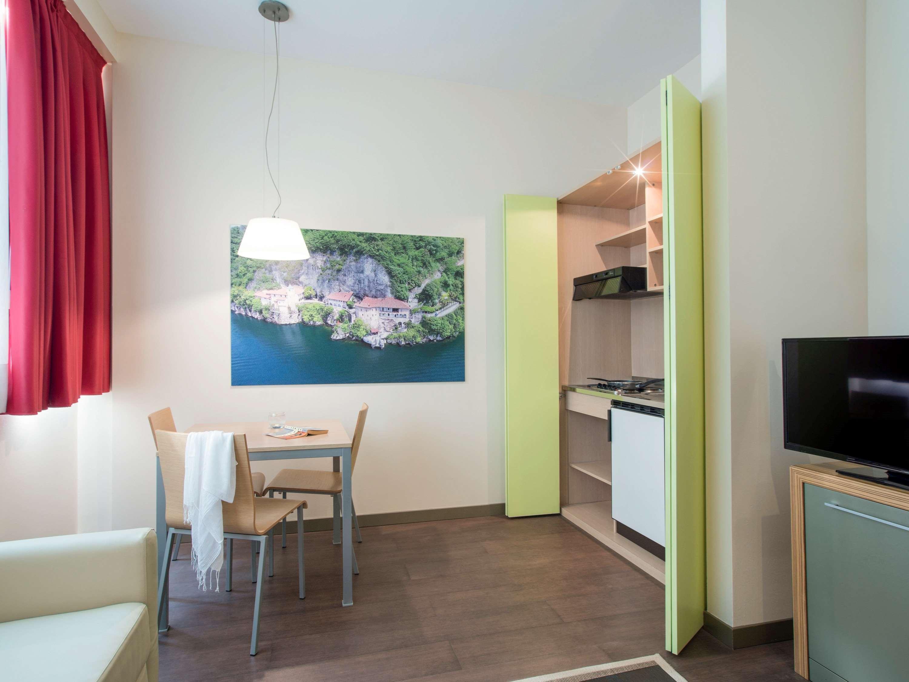 Bis Hotel Varese Exterior photo