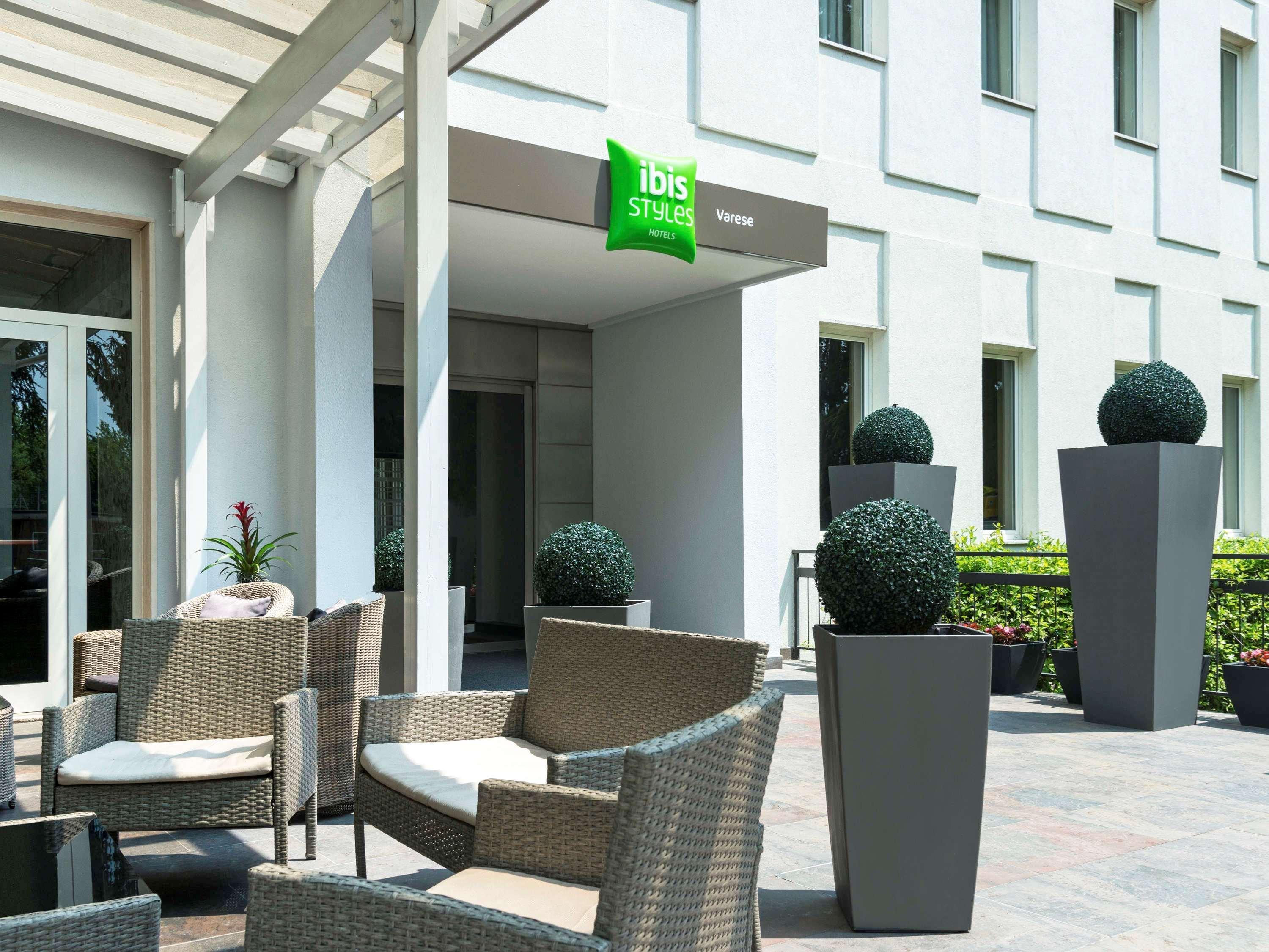 Bis Hotel Varese Exterior photo